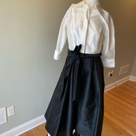 Teri Jon by Rickie Freeman Two-Tone Collared Taffeta Gown. Sz:US 6. $600 - Picture 9 of 11